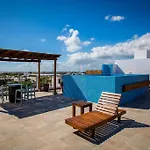 Wonderful Loft Near The 5Th Ave And The Beach.