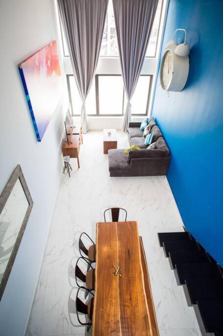 Wonderful Loft Near The 5th Ave And The Beach. Apartamento